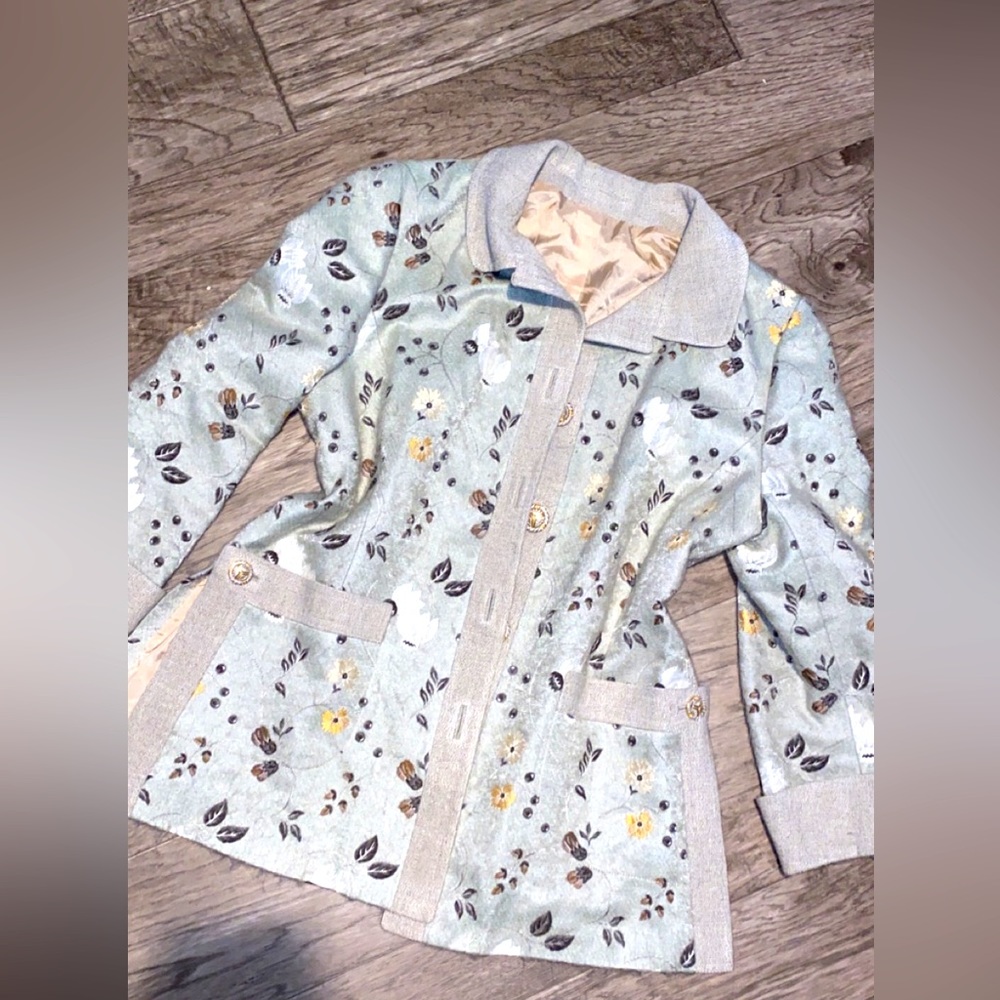 Vintage floral coat